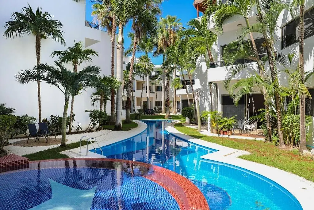 Apartment Lovely 2 Bdrm Condo In Gated Community & Pool View Playa del Carmen